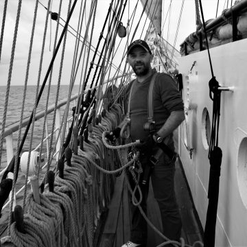 Physical aspect of sailing